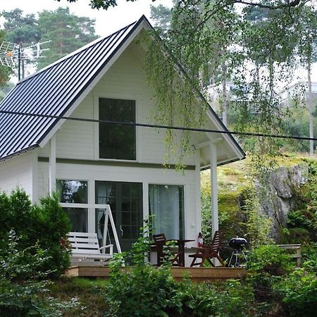 Anfasteroed Gardsvik - Badstugor Med Loft Ljungskile Exterior foto