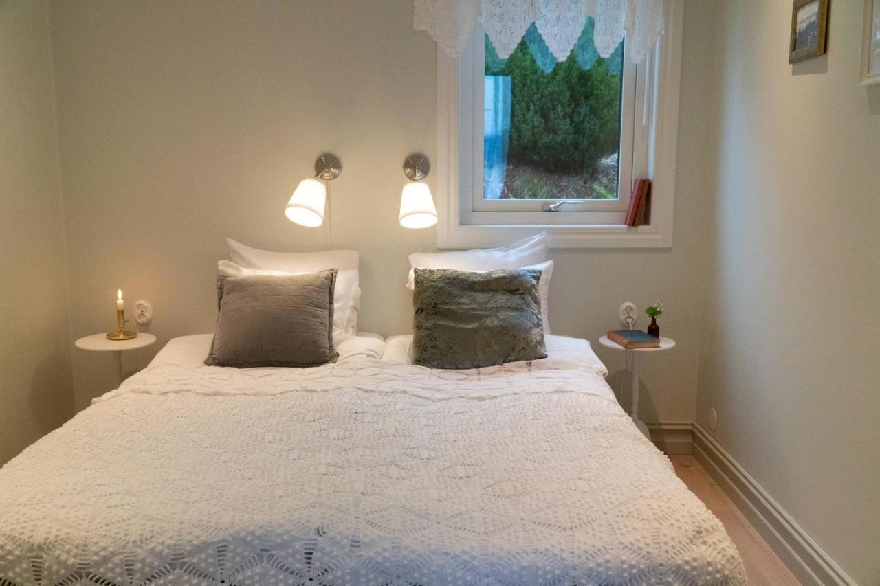 Anfasteroed Gardsvik - Badstugor Med Loft Ljungskile Exterior foto